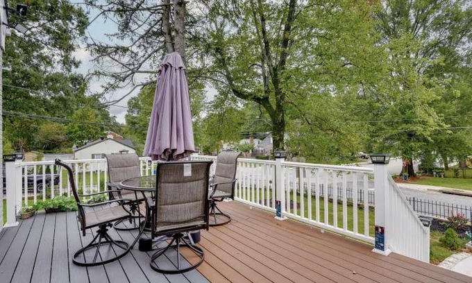 Hyattsville Bed & Breakfast | Bed and breakfast ∙ 6 guests