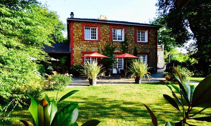 Fontenay-aux-Roses Bed & Breakfast | Bed & Breakfast La Clepsydre