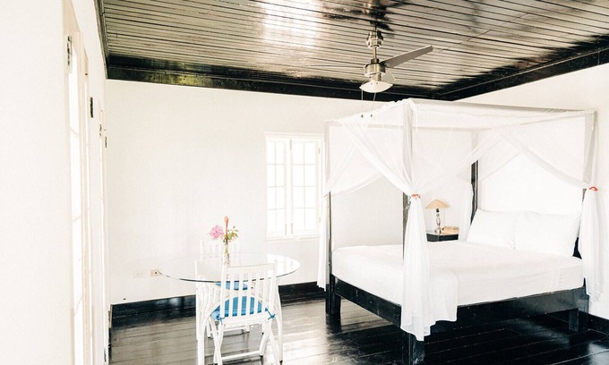 Port Antonio Bed & Breakfast | Bed & Breakfast with Lovely Pool and Breathtaking Views