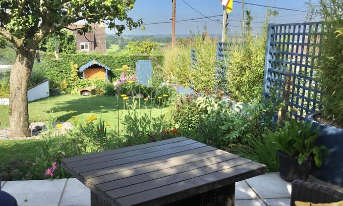 Sturminster Newton House | Bed@BroadOak