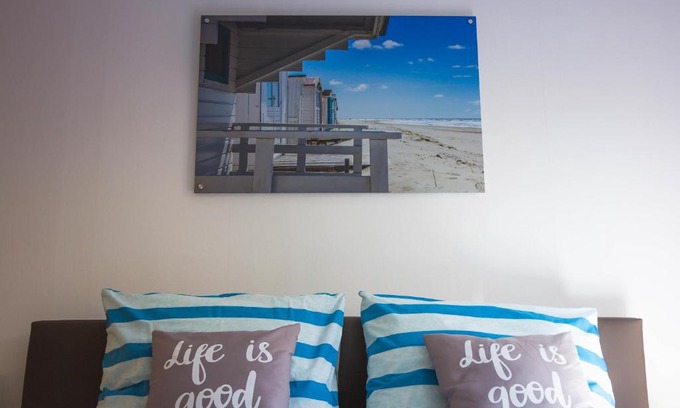 Den Burg Bed & Breakfast | Bed en Bike Strûnen op Texel