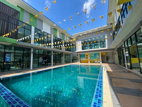 Nonthaburi Hotel | Bed in Beyt Boutique Hotel
