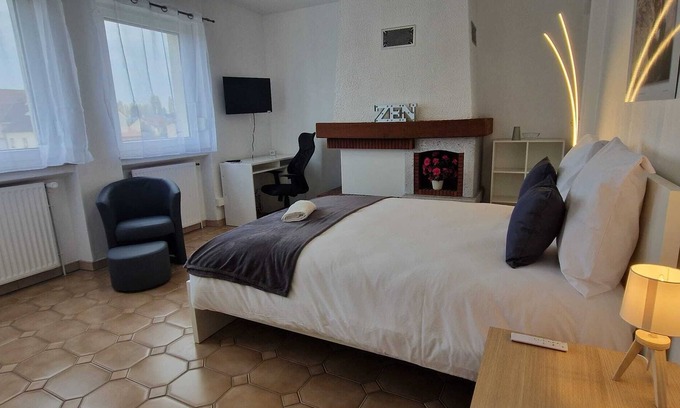 Hettange-Grande Villa | Bedroom 4 Premium Perou
