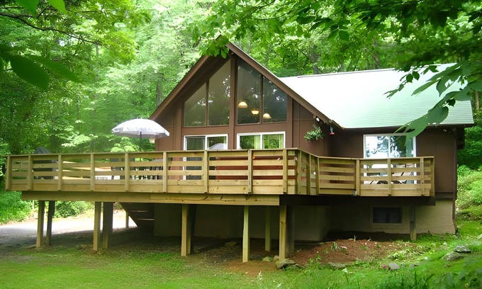 Front Royal Cabin | Bedrooms 4, Bathrooms 2, Sleeps 8