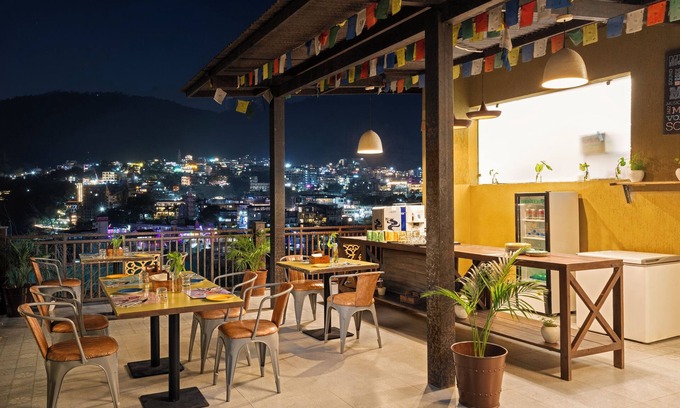Rishikesh Hotel | Bedzzz Rishikesh by Leisure Hotels