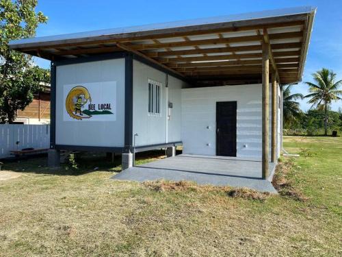 Huahine House | BEE LOCAL LABHOUSE