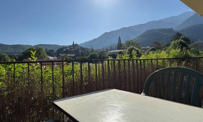 Vernet-les-Bains Apartment | BEL APPARTEMENT AU REZ DE CHAUSSEE AVEC TERRASSE A 2 PAS DU CENTRE VILLE