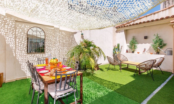 Antibes Old Town Apartment | Bel Appartement au Cœur du Vieil Antibes