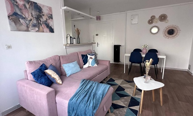 Patrotte Metz-Nord Apartment | Bel Appartement ,chambre et Salon à Metz Centre
