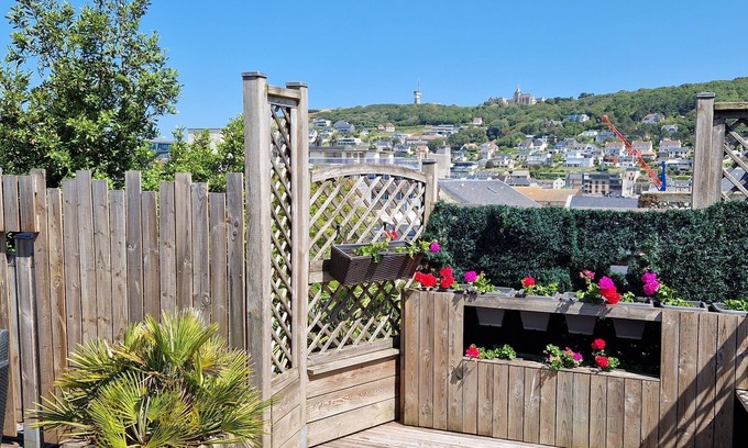 Fecamp House | Bel Appartement Duplex Avec Belle Terrasse à Proximité de la mer
