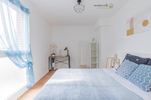 Corbeil-Essonnes Apartment | Bel Appartement gare Wifi