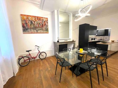 Besancon Old Town Apartment | Bel appartement préfecture