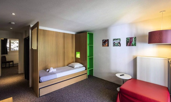 Eaux-Bonnes Apartment | Belambra Clubs Gourette - Lou Sarri - Half board - Accommodation Classic 1 Bedroom 3 Adults and 1 Child with balcony