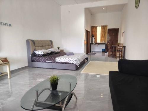Kuala Tahan Bed & Breakfast | Belebar Studio Room Taman Negara Pahang Malaysia