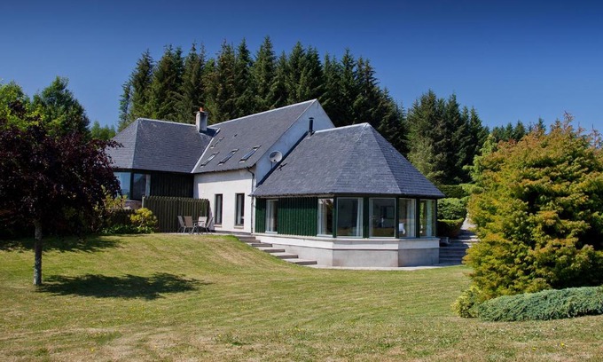 Farr House | Belforte House Holiday Home