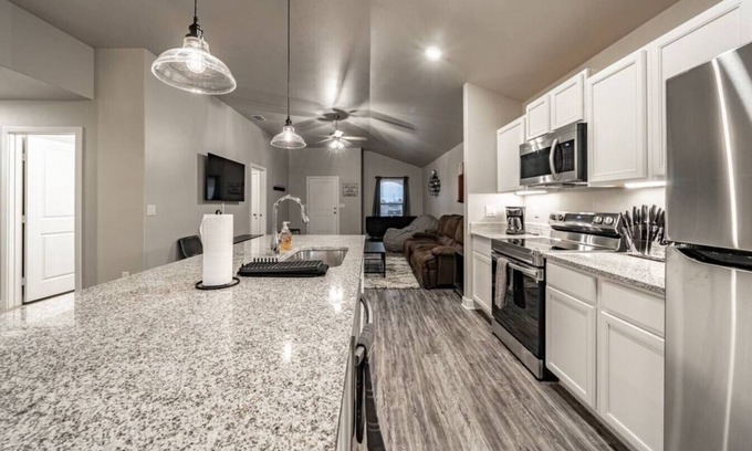 Lubbock House | Bell Farms Retreat - 3BR/2BA - New Construction