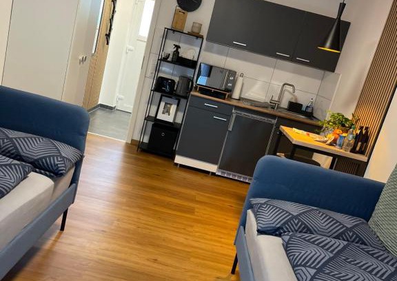 Fuerth Apartment | -Bella Casa- Central Studio Apartment