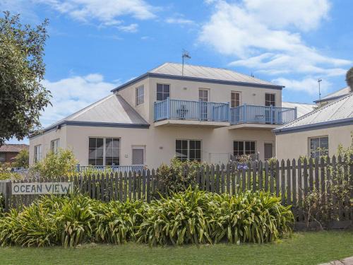 Port Fairy House | Bella On Victoria
