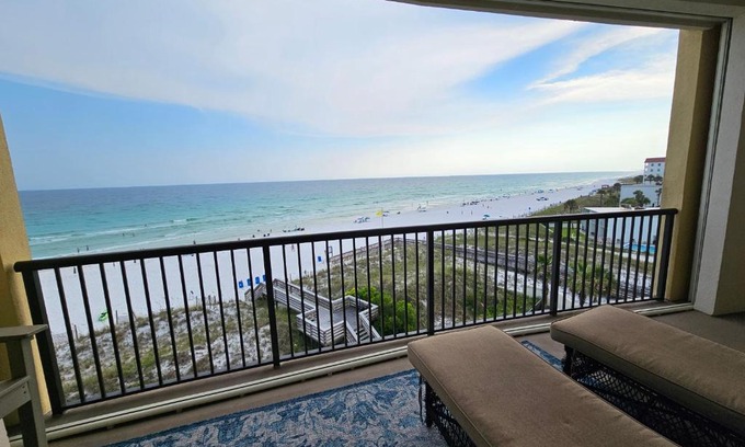 Fort Walton Beach House | Bella Riva 409 4 bedroom Beachfront Beach set up included