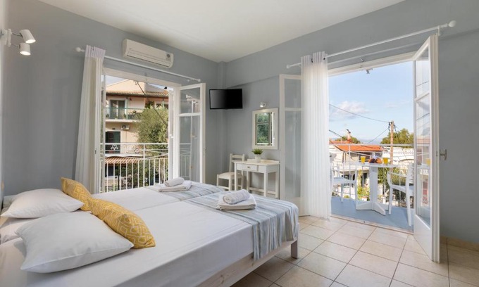 Benitses Apartment | Bella Studios