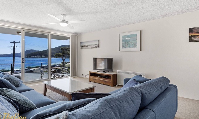 Shoal Bay Apartment | Bella Vista Unit 4 - Shoal Bay Beach across the road