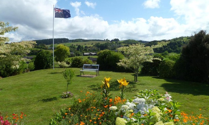 Tikitere Bed & Breakfast | Bellarosa B&B