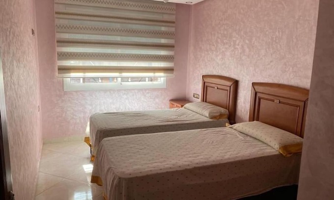 Hay Al Matar Apartment | Belle appartement au 1er étage avec climatisation, ascenseur, ADSl, etc à Nador-Neuf