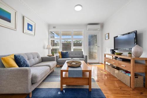 Glenelg Apartment | Belle Escapes - Hidden Haven in Glenelg