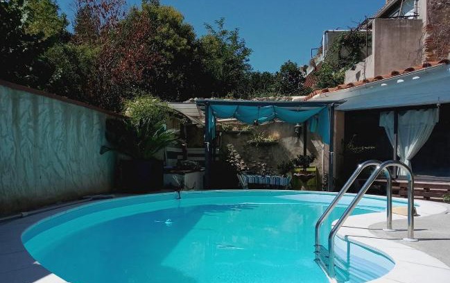 Millas House | BELLE MAISON DE CARACTERE Dans VILLAGE et sa PISCINE Privée 7 PERS- 3 Chambres - 12 Rue Emile Zola