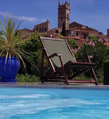 Marquixanes House | Belle Maison de vacances avec piscine.