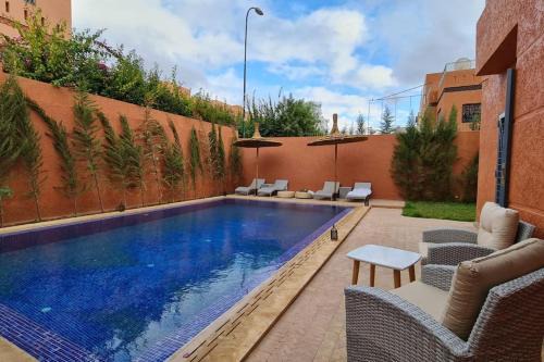 Tamansourt Villa | Belle Villa duplex avec piscine