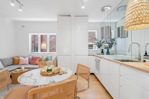 Bondi Beach Apartment | Belles Bondi Beach Apartments - 1 and 2 Bedroom Stays - 500m to beach