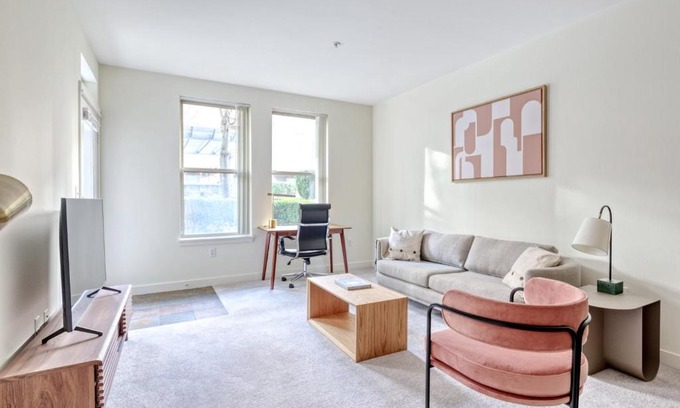 Northwest Bellevue Apartment | Bellevue 1BR w Bike Storage WD nr coffee SEA-251