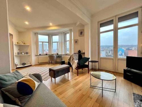 Outremeuse Apartment | Bellevue - Grand appartement pour 5 sur les quais de la Meuse