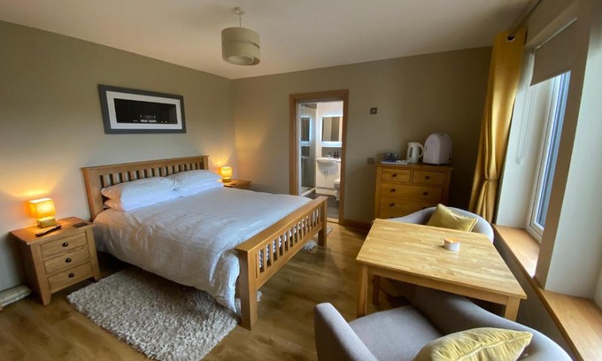 Suladale Bed & Breakfast | Bellfield. Skeabost bridge