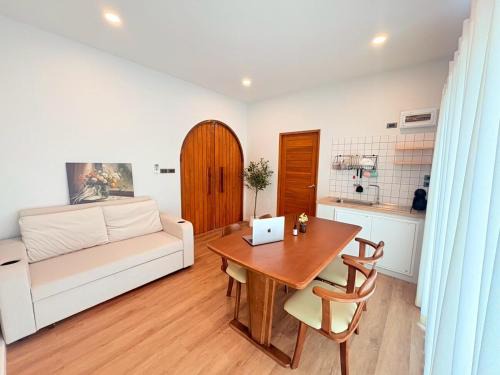 Chom Bueng House | beloved summer at Ratchaburi