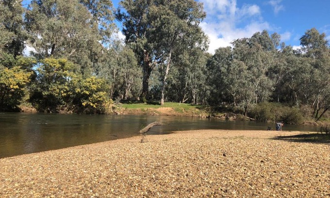 East Wangaratta Cabin | Beltie Park Homestead