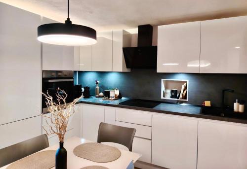 Perinaldo Apartment | Belvedere Relax 1Bdr, 1 Sofa Bed Apt 3 pp, Sea View, Wi-Fi e AC