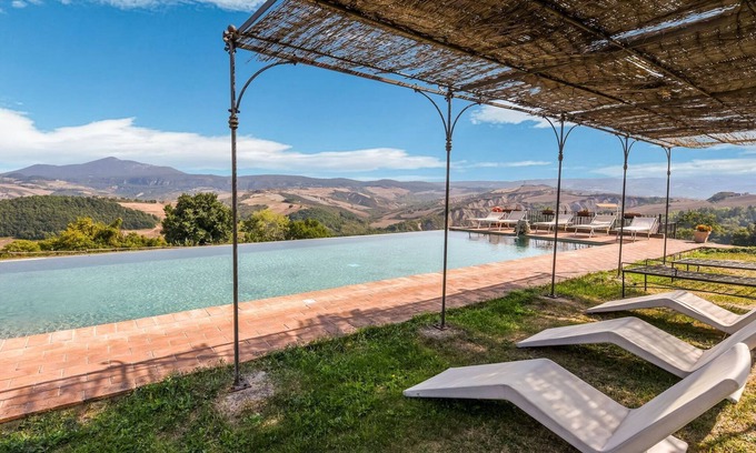 Il Poggio House | Belvilla by OYO Macetona - Suite