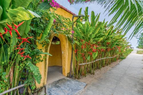 Cam An Villa | Ben Villa 3BR Beachfront An Bang Beach Hoi An by Beachside Boutique Homes