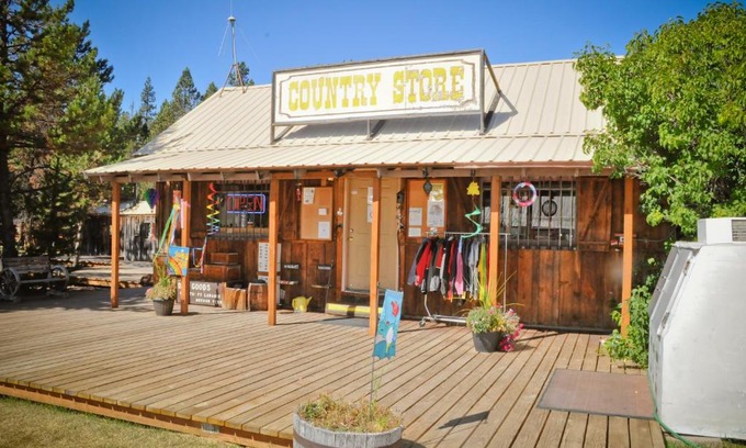 Three Rivers Resort | Bend-Sunriver Camping Resort Studio Cabin 8
