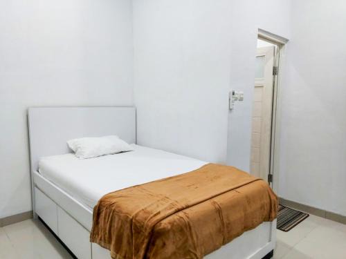 Bendungan Hilir Hotel | Benhill Syariah Residence 2 Mitra RedDoorz