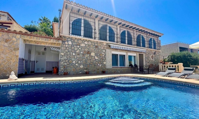 Benidorm Villa | BENIDORM EYE VILLA R083
