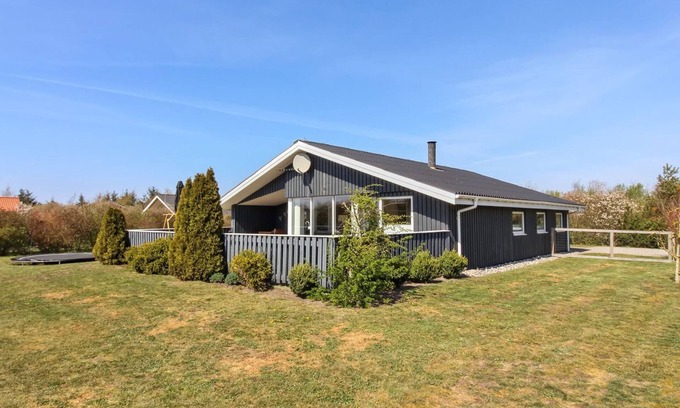 Skaven Strand House | "Benjamina" - 530m to the fjord by Interhome