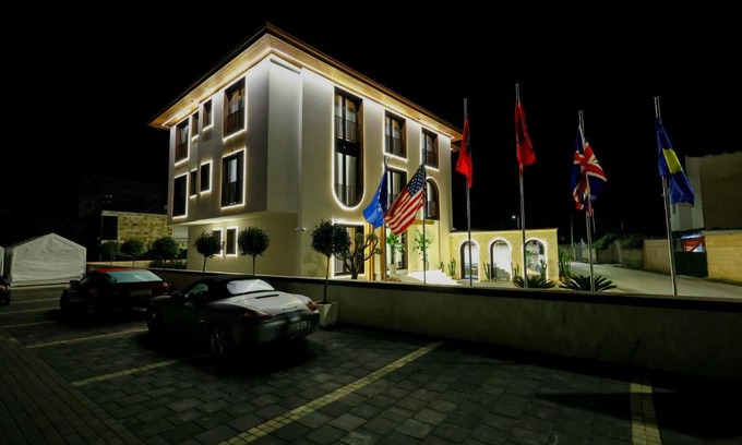 Berat Hotel | Beratinus1