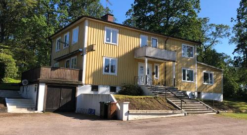 Torup Bed & Breakfast | Bergåsa bed & kitchen Drängsered