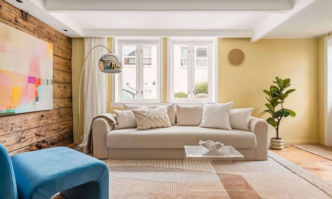 Sentrum House | Bergen's #1 BNB I Jacuzzi & Fireplace & Balcony