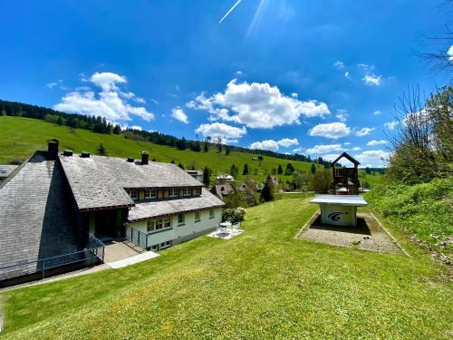 Todtnauberg Apartment | Berghof Almzeit - Fewo "Heuboden", Sauna , Todtnauberg, Feldberg
