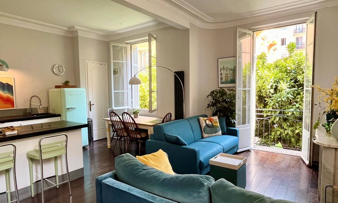 Thiers Apartment | Berlioz Blue AP4458 by Riviera Holiday Homes