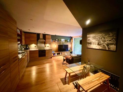 Bermondsey Apartment | Bermondse, London Tower Bridge